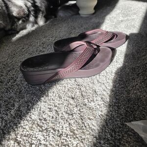 Vionic Maroon Studded Sandals